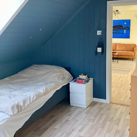 Helt Hus Med Høy Standard Og Sentral Beliggenhet *